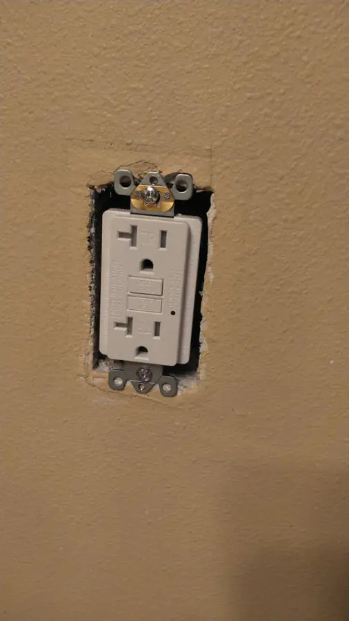 Completed GFCI outlet replacement in Niceville